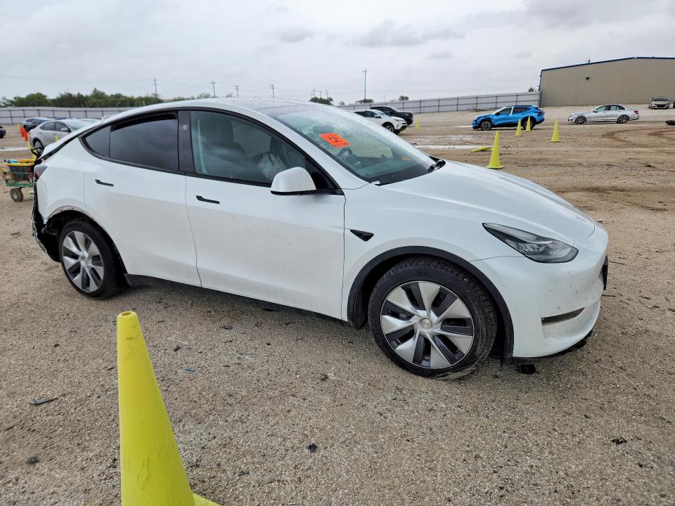 Photo 4 from auction – 2023 TESLA MODEL Y with VIN 7SAYGDEE7PA135689