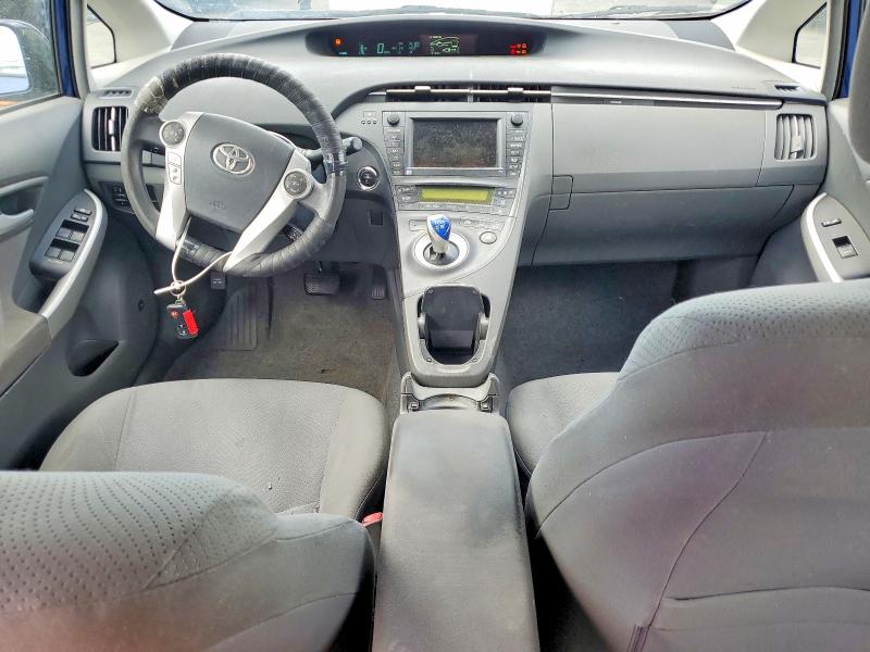 Photo 8 from auction – 2011 TOYOTA PRIUS with VIN JTDKN3DU3B0309330