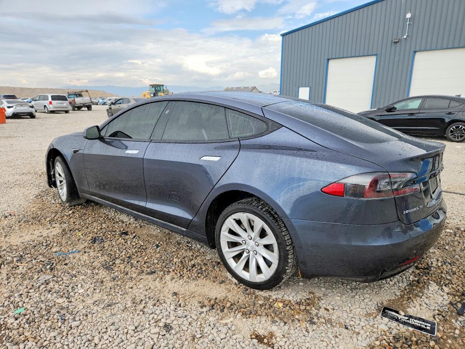 Photo 2 from auction – 2017 TESLA MODEL S with VIN 5YJSA1E20HF229216