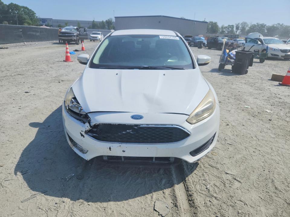 Photo 5 from auction – 2015 FORD FOCUS with VIN 1FADP3F27FL205738