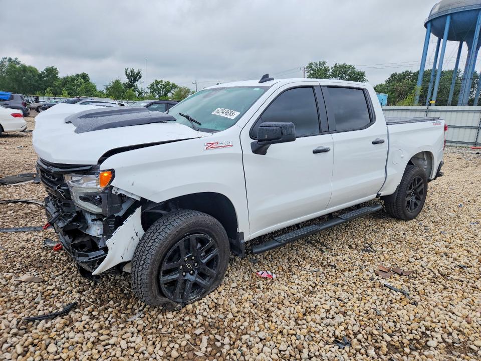 CHEVROLET SILVERADO 2026 with VIN 3GCUKFED3TG127402 - Photo from auction