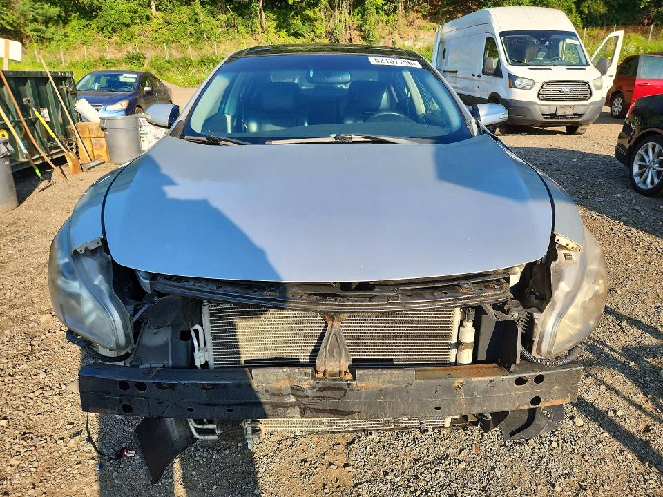 Photo 5 from auction – 2011 NISSAN MAXIMA with VIN 1N4AA5AP0BC852057