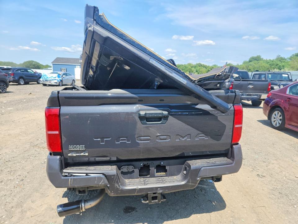 Photo 6 from auction – 2025 TOYOTA TACOMA with VIN 3TMLB5JN5SM157943