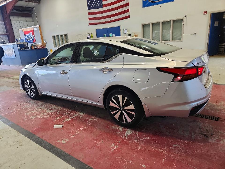 Photo 2 from auction – 2019 NISSAN ALTIMA with VIN 1N4BL4DW5KC153194