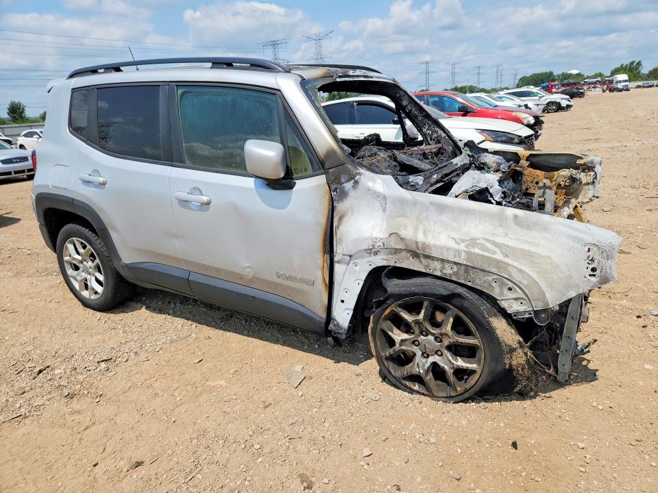 Photo 4 from auction – 2018 JEEP RENEGADE with VIN ZACCJBBBXJPH44737