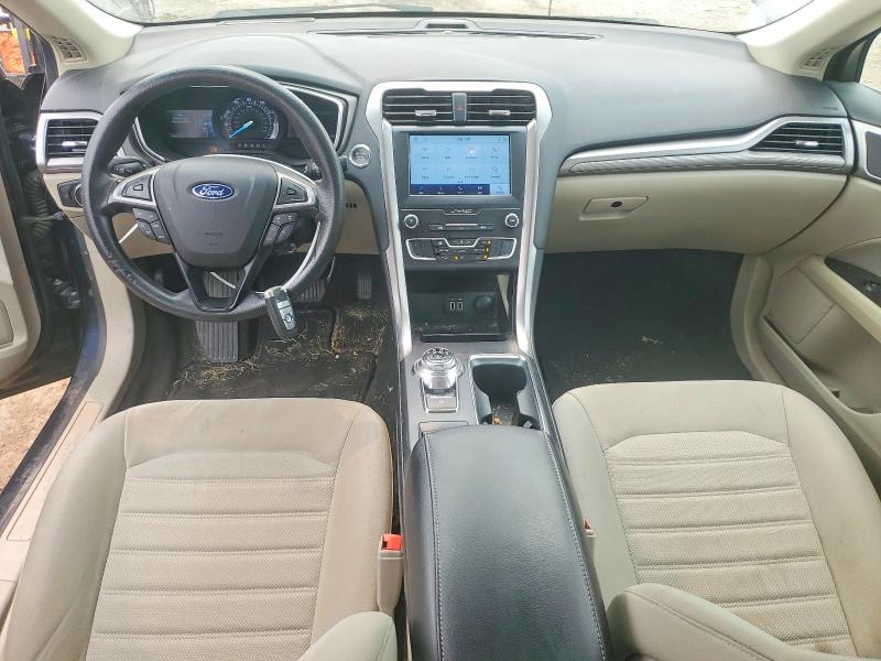 Photo 8 from auction – 2020 FORD FUSION with VIN 3FA6P0HD7LR165812