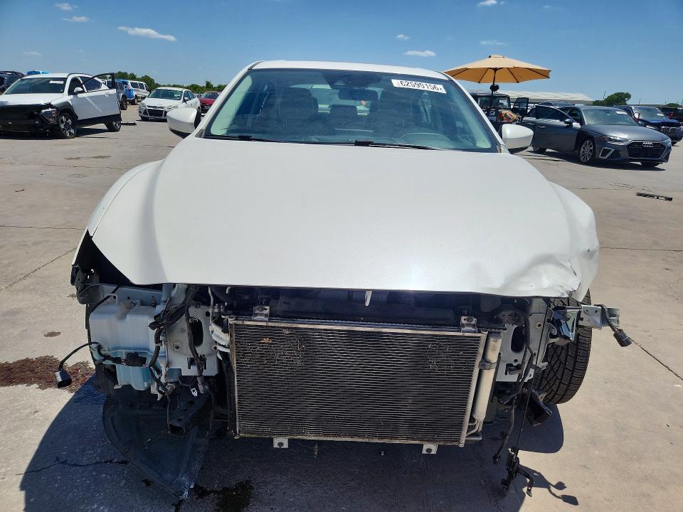 Photo 5 from auction – 2021 MAZDA 6 with VIN JM1GL1VM4M1600155