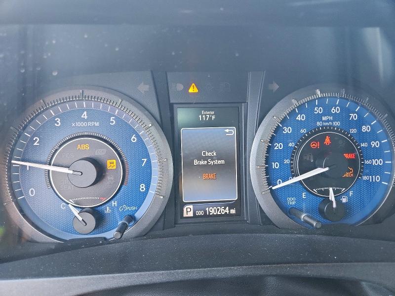 Photo 9 from auction – 2017 TOYOTA SIENNA with VIN 5TDYZ3DC1HS857578