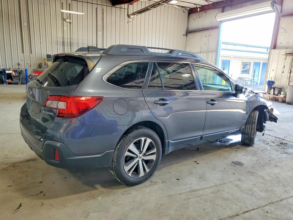 Photo 3 from auction – 2019 SUBARU OUTBACK with VIN 4S4BSAJC9K3321100