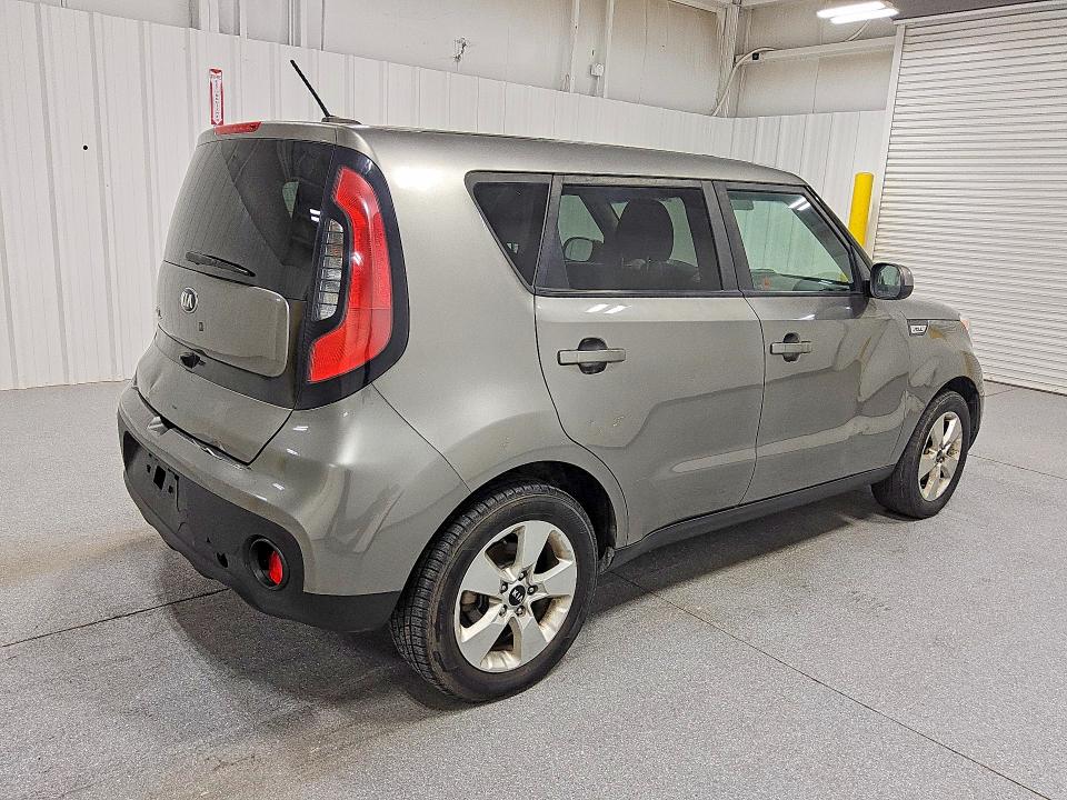 Photo 3 from auction – 2019 KIA SOUL with VIN KNDJN2A2XK7021238