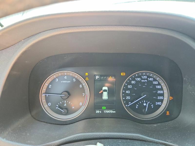 Photo 9 from auction – 2016 HYUNDAI TUCSON with VIN KM8J3CA22GU033884