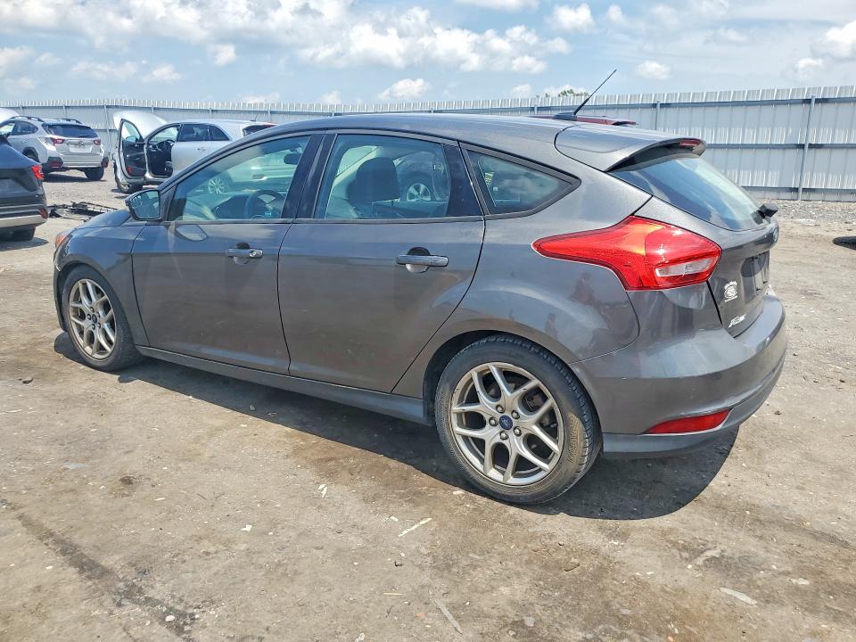 Photo 2 from auction – 2015 FORD FOCUS with VIN 1FADP3K28FL273567