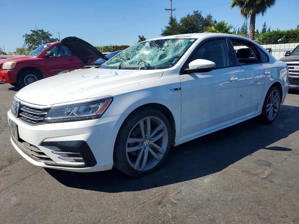 Photo 1 from auction – 2018 VOLKSWAGEN PASSAT with VIN 1VWAA7A36JC036971