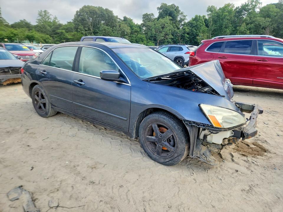 Photo 4 from auction – 2005 HONDA ACCORD with VIN 1HGCM56825A086314