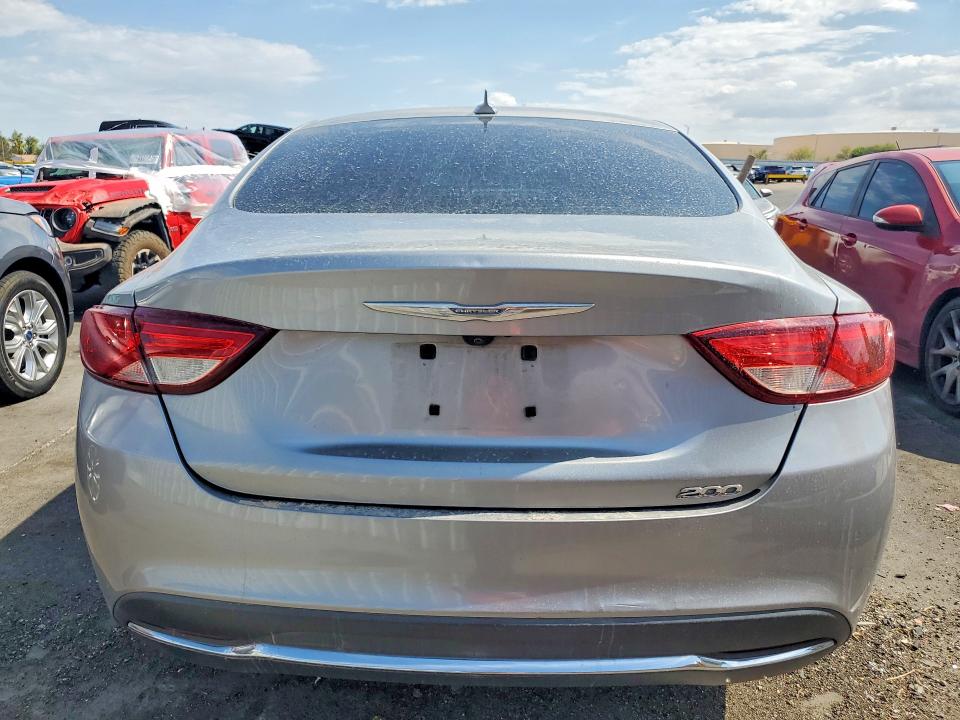Photo 6 from auction – 2016 CHRYSLER 200 with VIN 1C3CCCAB3GN150045