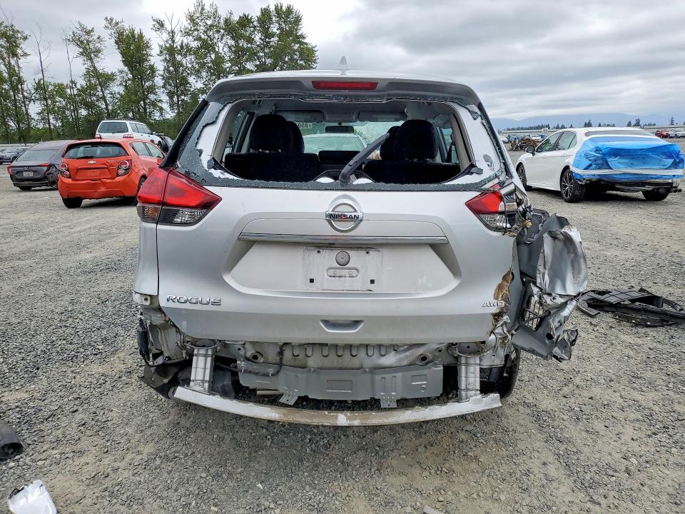 Photo 6 from auction – 2018 NISSAN ROGUE with VIN KNMAT2MV5JP552759