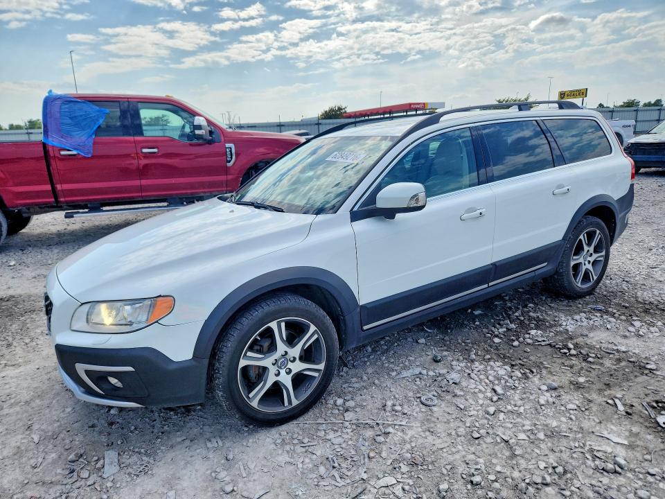VOLVO XC70 2014 with VIN YV4902BZ8E1181328 - Photo from auction