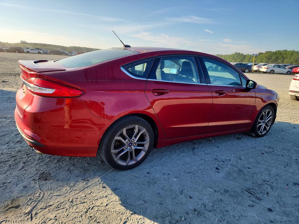Photo 3 from auction – 2017 FORD FUSION with VIN 3FA6P0G73HR137380