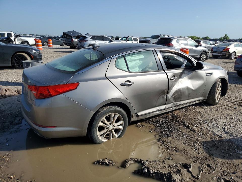 Photo 3 from auction – 2013 KIA OPTIMA with VIN 5XXGN4A70DG200576