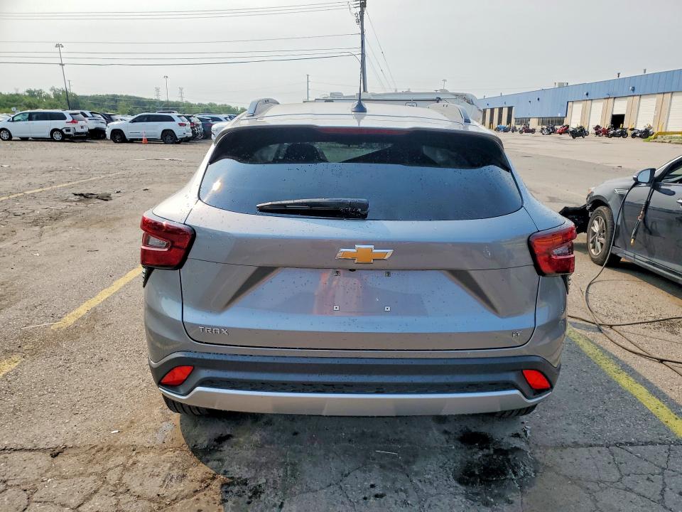 Photo 6 from auction – 2025 CHEVROLET TRAX with VIN KL77LHEP9SC244027