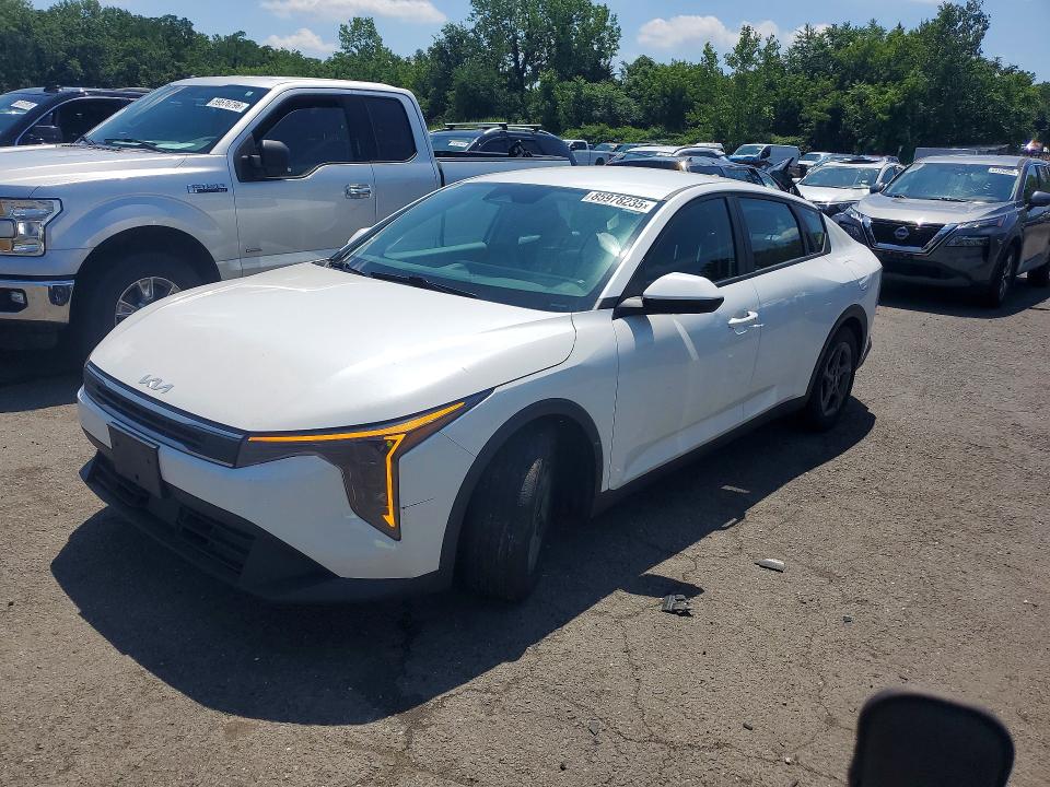 KIA K4 2025 with VIN 3KPFT4DE0SE014750 - Photo from auction