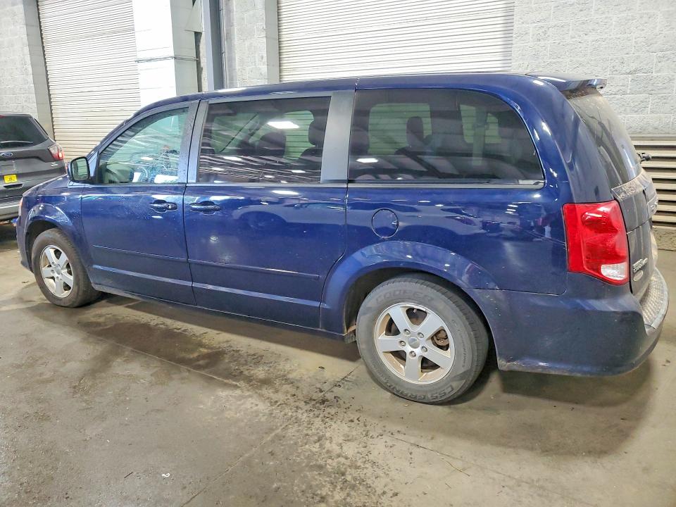 Photo 2 from auction – 2012 DODGE GRAND CARAVAN with VIN 2C4RDGBG2CR249327