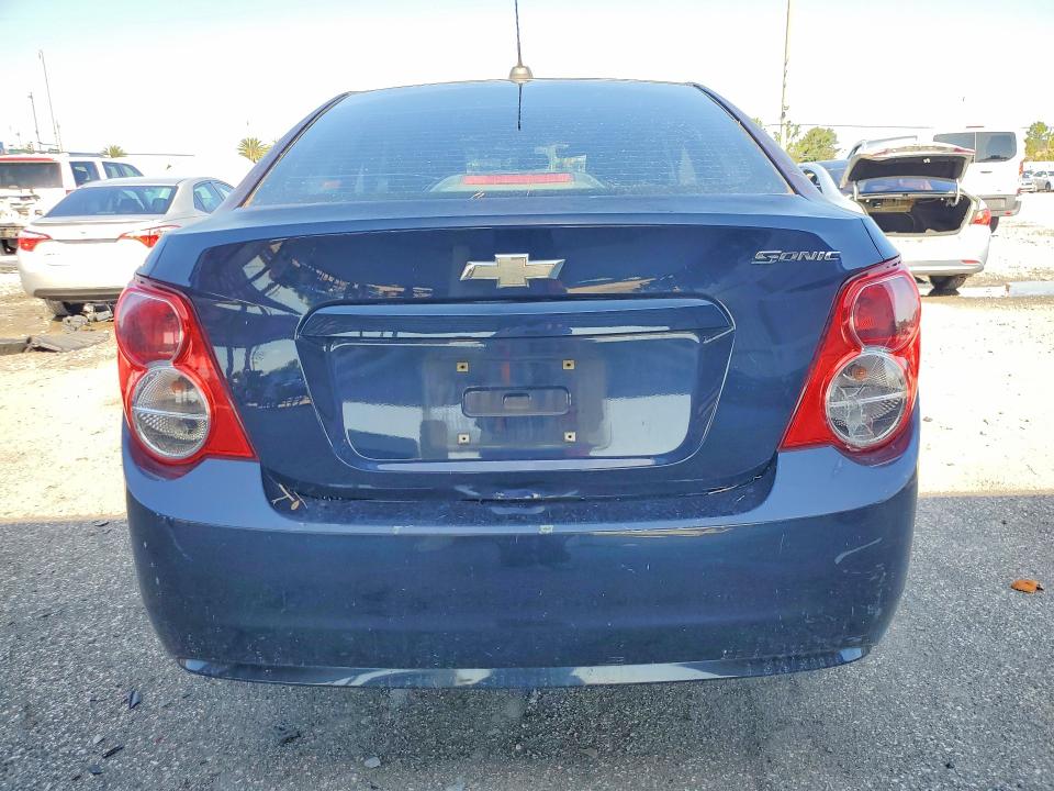 Photo 6 from auction – 2016 CHEVROLET SONIC with VIN 1G1JA5SH8G4181720