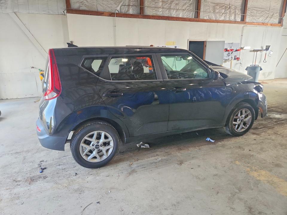 Снимка 3 от търг – 2022 KIA SOUL с VIN KNDJ23AU0N7163358