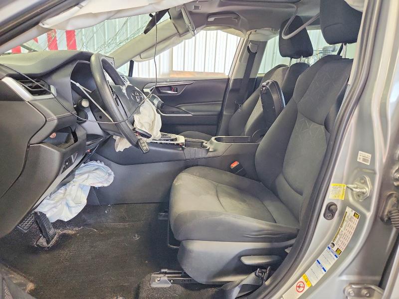 Photo 7 from auction – 2019 TOYOTA RAV4 with VIN 2T3P1RFV9KW011595