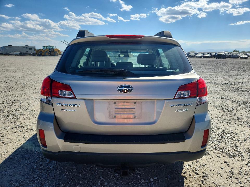 Photo 6 from auction – 2014 SUBARU OUTBACK with VIN 4S4BRBAC7E3209580