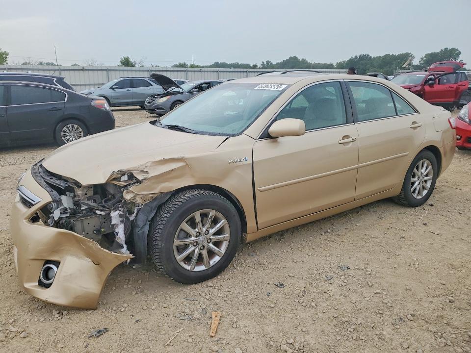TOYOTA CAMRY 2010 with VIN 4T1BB3EK3AU116717 - Photo from auction
