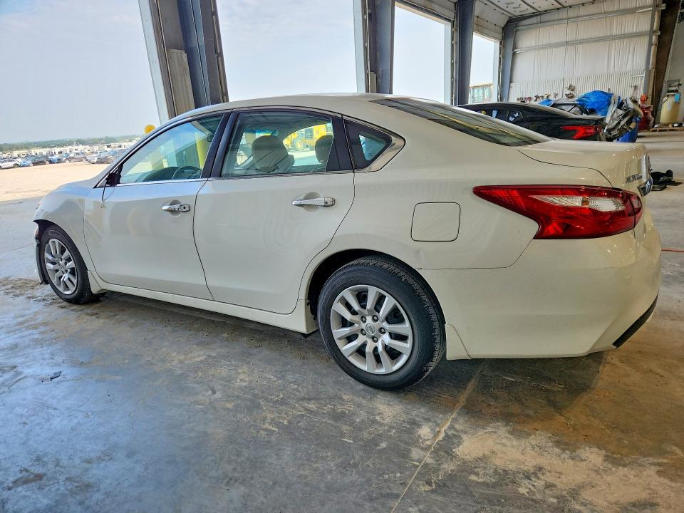 Photo 2 from auction – 2016 NISSAN ALTIMA with VIN 1N4AL3AP7GN361852