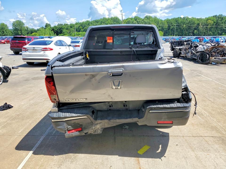 Photo 6 from auction – 2019 HONDA RIDGELINE with VIN 5FPYK2F68KB000599