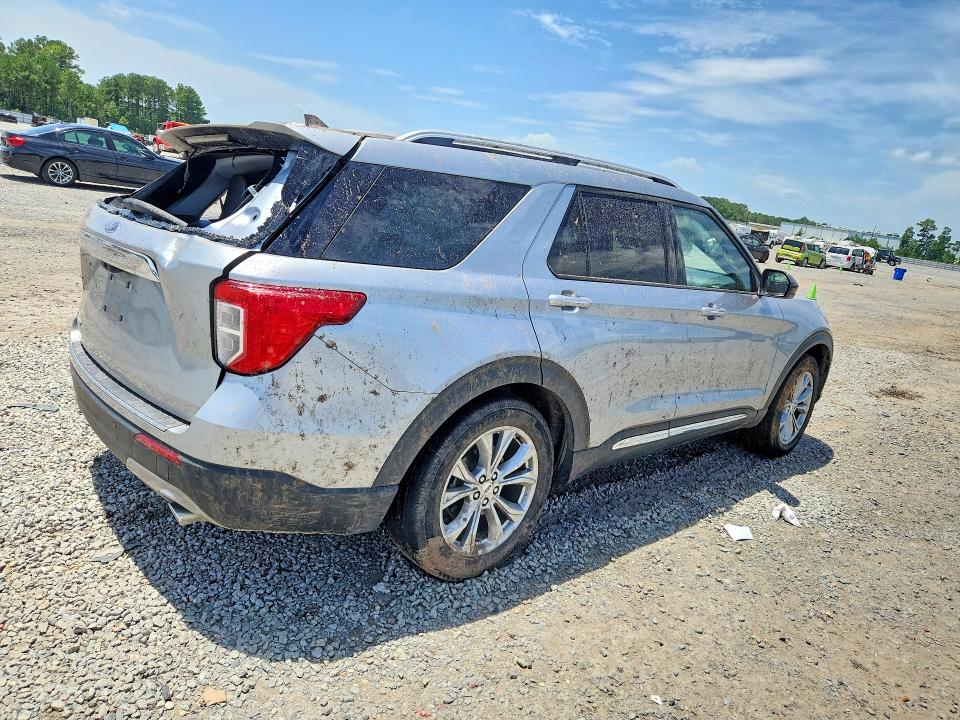 Photo 3 from auction – 2024 FORD EXPLORER with VIN 1FMSK7FH2RGA05323