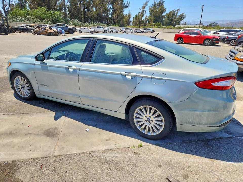 Photo 2 from auction – 2014 FORD FUSION with VIN 3FA6P0LU4ER349387