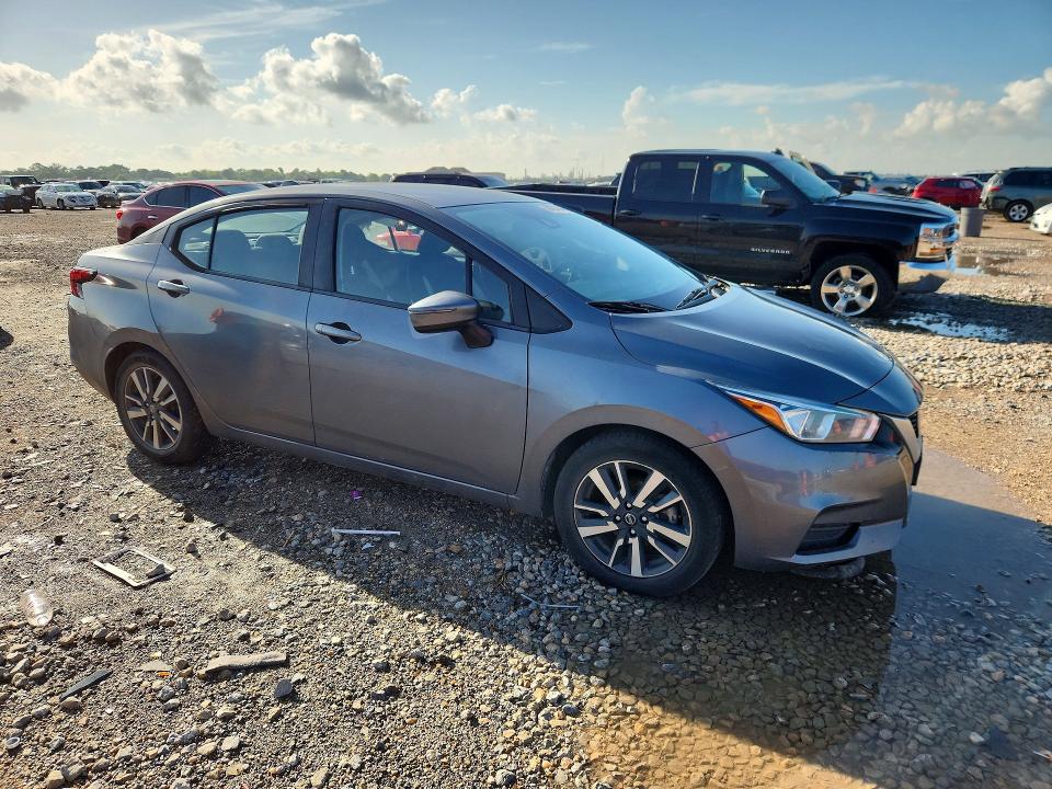 Photo 4 from auction – 2021 NISSAN VERSA with VIN 3N1CN8EVXML873378