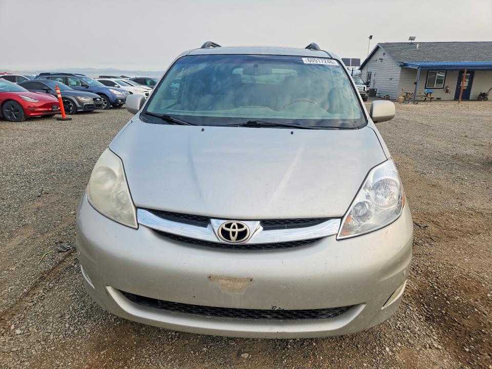 Photo 5 from auction – 2008 TOYOTA SIENNA with VIN 5TDBK22C48S014210