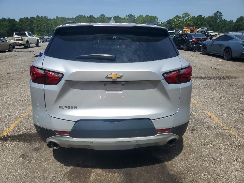 Photo 6 from auction – 2021 CHEVROLET BLAZER with VIN 3GNKBDRS4MS537877