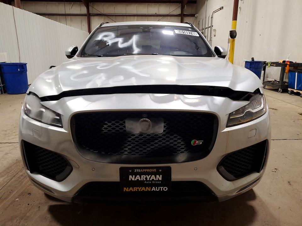 Zdjęcie 5 z aukcji – 2017 JAGUAR F-PACE z VIN SADCM2BV4HA057558