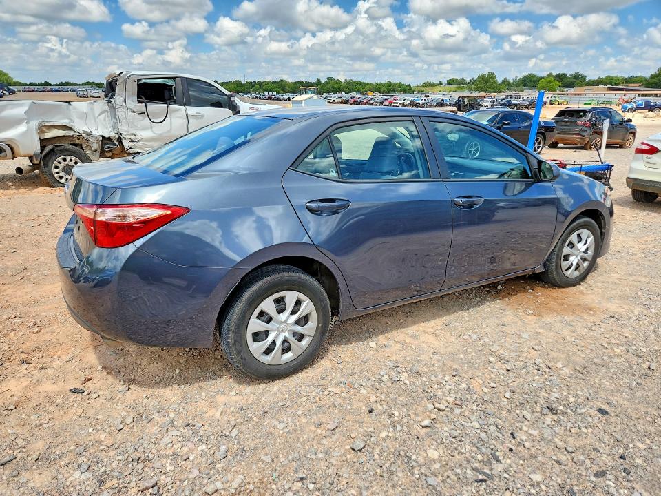 Photo 3 from auction – 2017 TOYOTA COROLLA with VIN 5YFBURHE8HP594260
