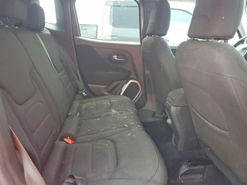 Photo 10 from auction – 2018 JEEP RENEGADE with VIN ZACCJBBB2JPH41704