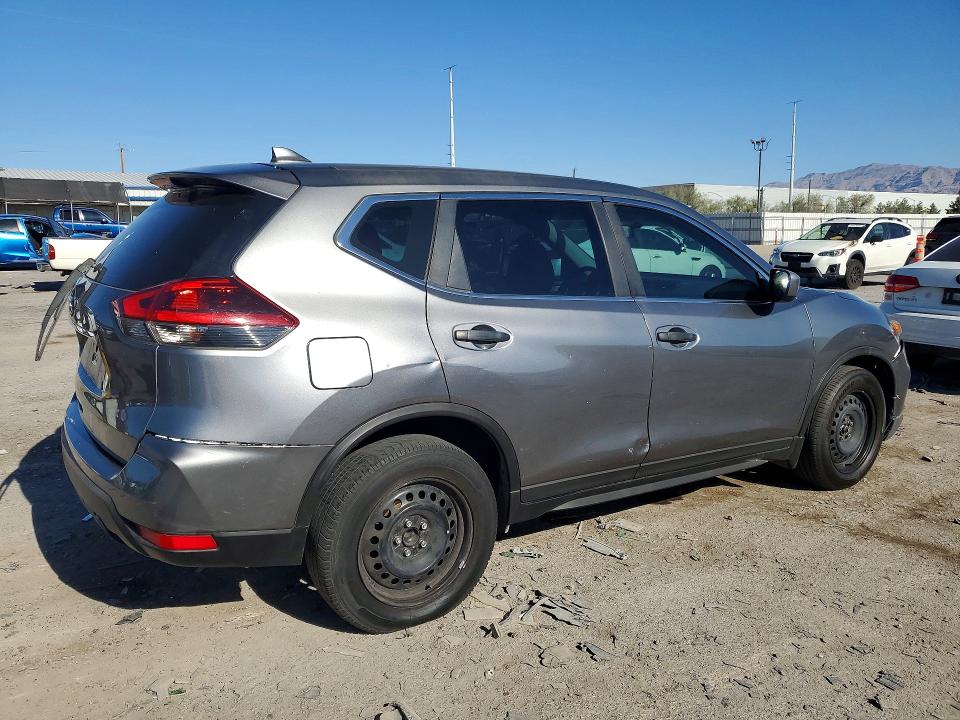 Photo 3 from auction – 2018 NISSAN ROGUE with VIN KNMAT2MT3JP549034