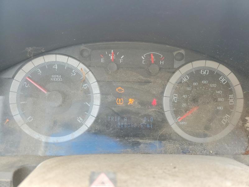 Photo 9 from auction – 2009 FORD ESCAPE with VIN 1FMCU03G89KB79296