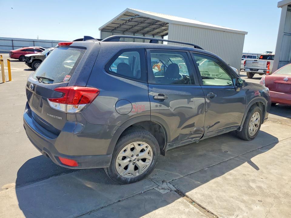 Photo 3 from auction – 2021 SUBARU FORESTER with VIN JF2SKADC6MH566105