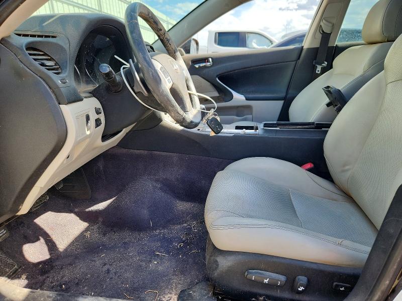 Photo 7 from auction – 2013 LEXUS IS with VIN JTHCF5C25D5061566