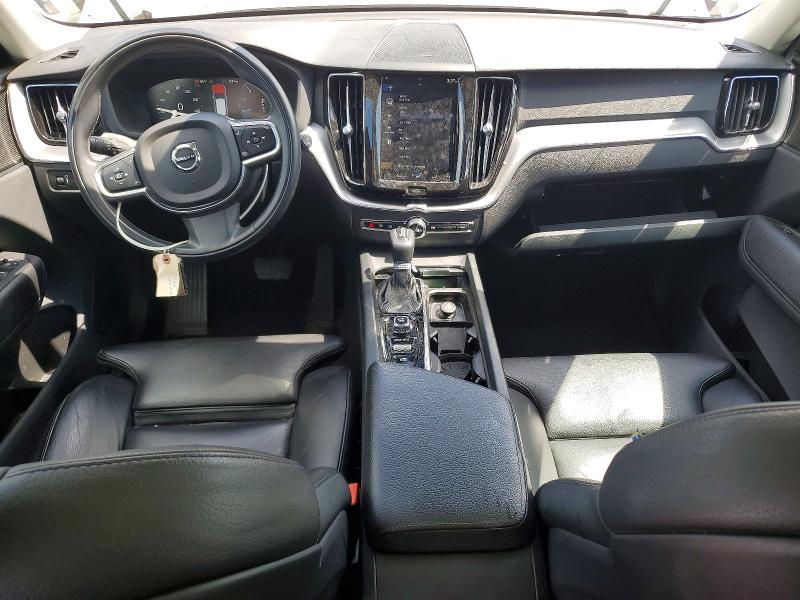 Photo 8 from auction – 2019 VOLVO XC60 with VIN LYV102RK4KB326894