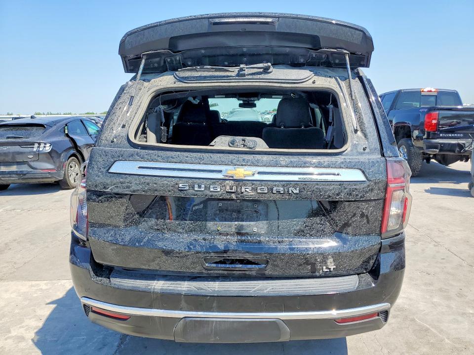 Photo 6 from auction – 2023 CHEVROLET SUBURBAN with VIN 1GNSCCKD8PR378534