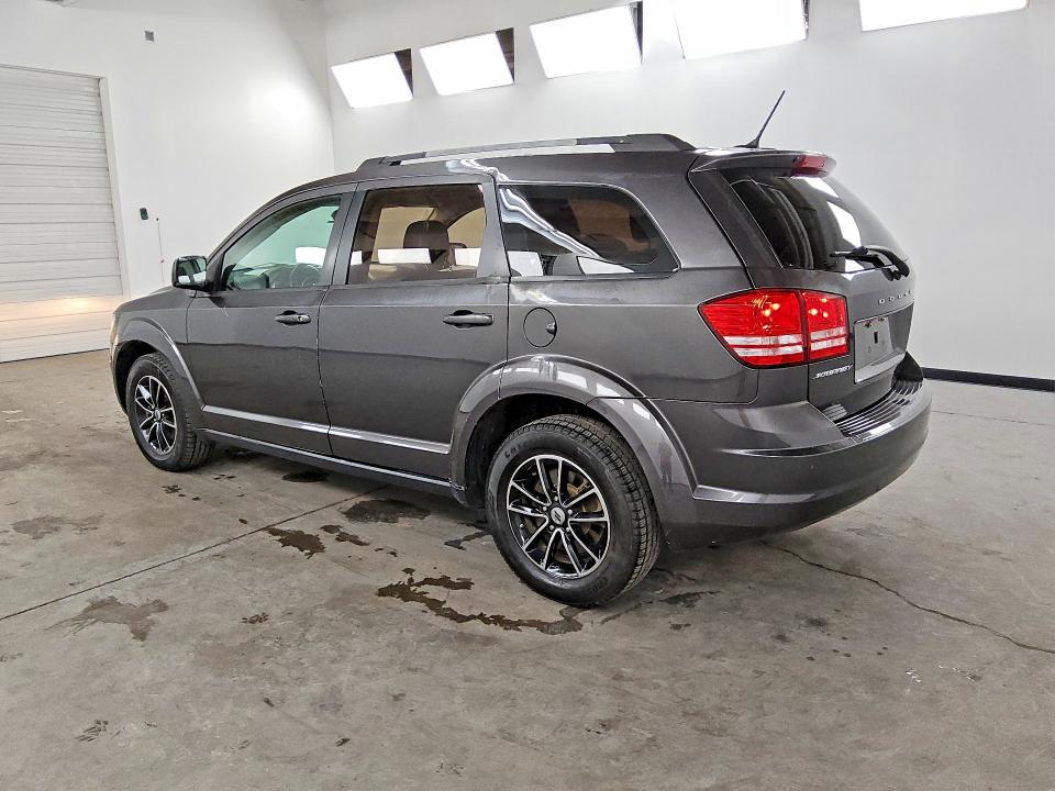 Photo 2 from auction – 2018 DODGE JOURNEY with VIN 3C4PDCAB8JT385722