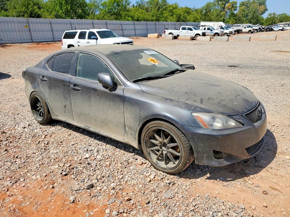 Photo 4 from auction – 2007 LEXUS IS with VIN JTHBK262672042421