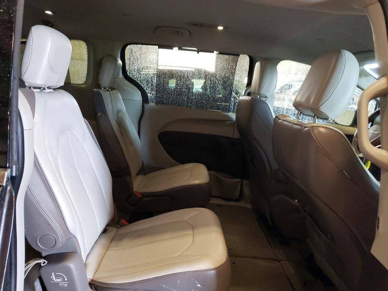 Photo 11 from auction – 2017 CHRYSLER PACIFICA with VIN 2C4RC1BG7HR704924